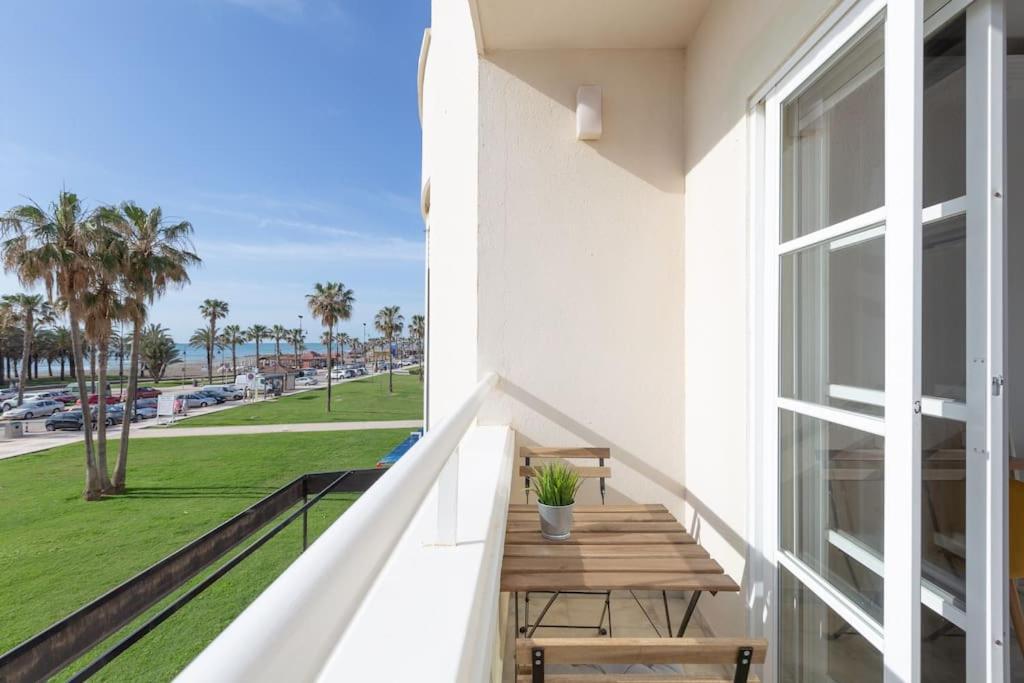 Eden Costa Lago Primera Linea De Mar Torremolinos Zewnętrze zdjęcie