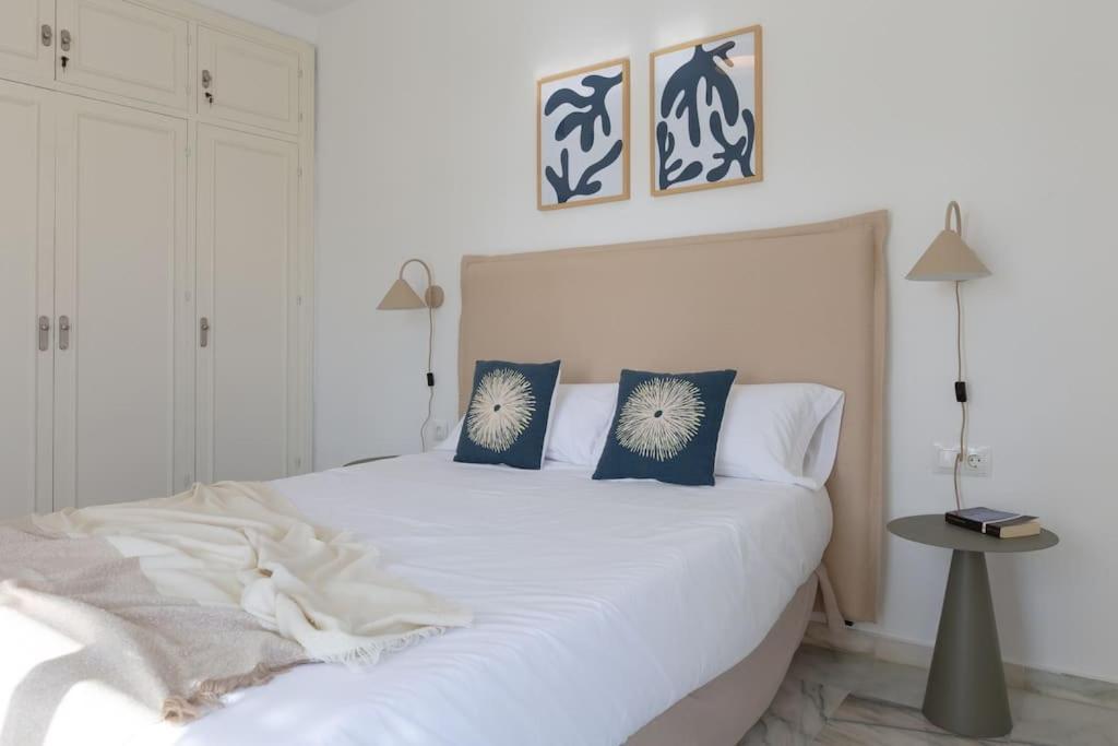 Eden Costa Lago Primera Linea De Mar Torremolinos Zewnętrze zdjęcie