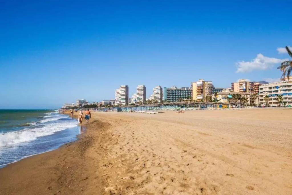 Eden Costa Lago Primera Linea De Mar Torremolinos Zewnętrze zdjęcie